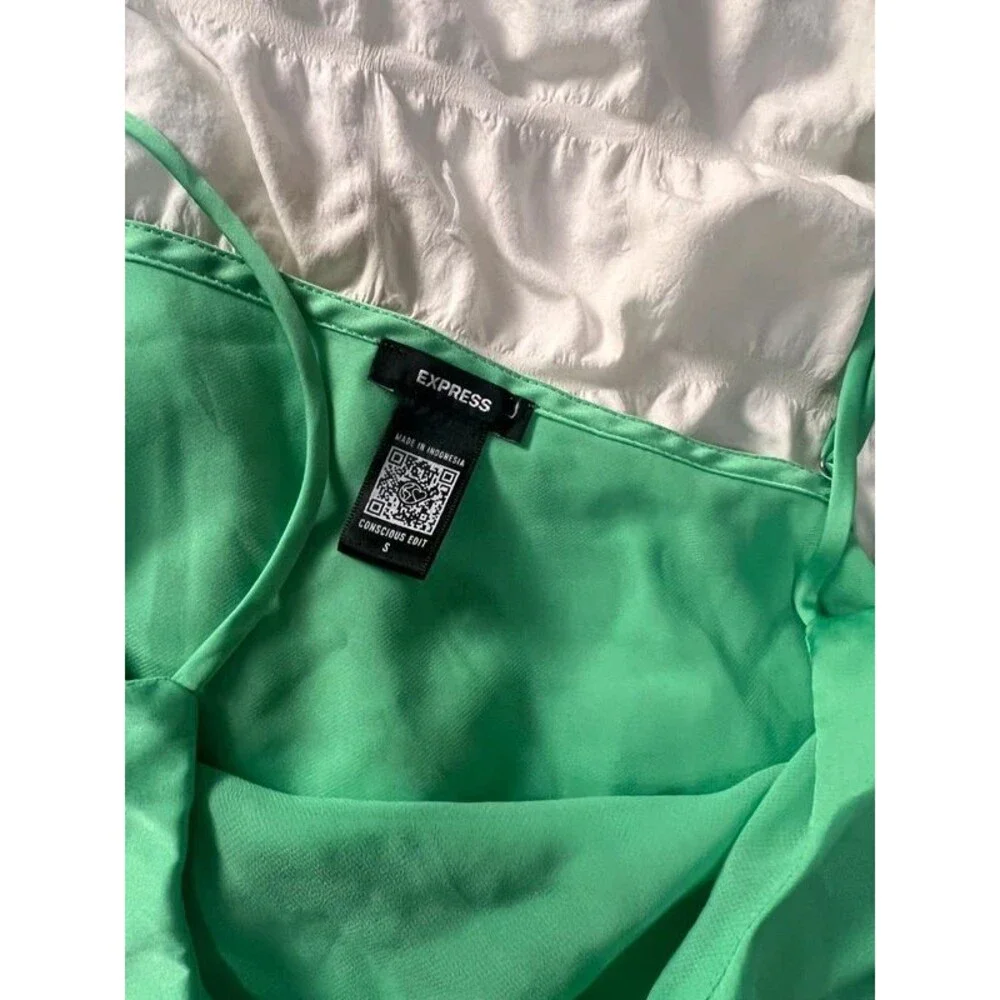 Express green satin tank small